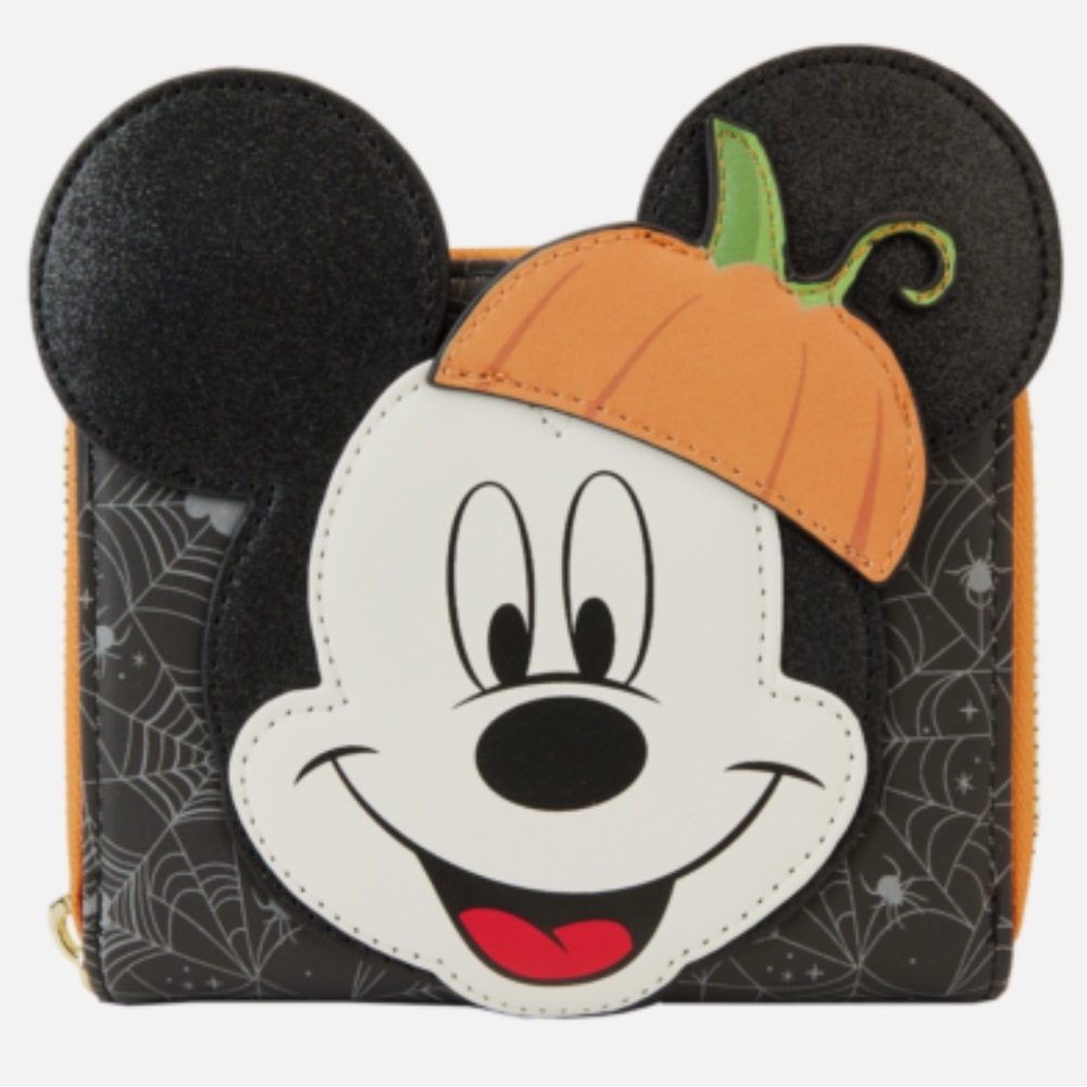 🎃Loungefly Mickey Mouse Pumpkin Zip Around Wallet